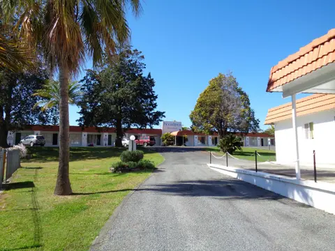 Moon River Motor Inn
