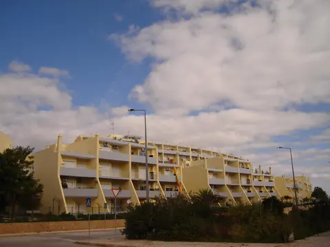 Caesar Apartment
