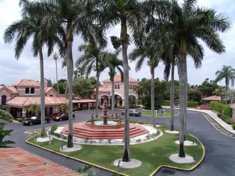 Grand Palms Spa & Golf Resort