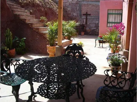 Casa Manzanos