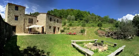 Le Case Della Buca Agriturismo ed Agricampeggio