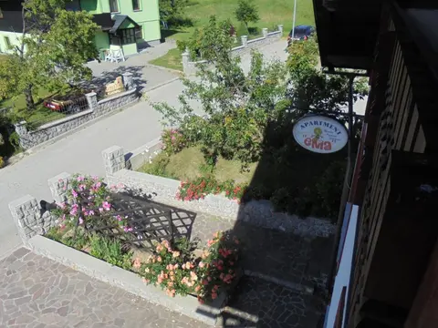 Guest House Ema