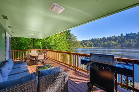 Private Dock & Fire Pit: Lakefront Gem in Olympia