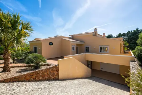 Casa Dos Cedros