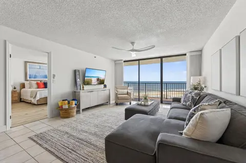 New Listing! Updated direct oceanfront condo with a pool, hot tub, and garage parking