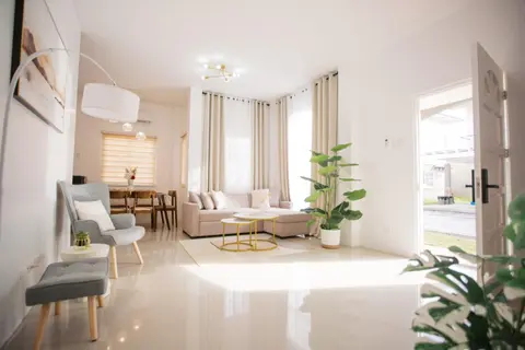 Casa de Amor Modern Comfort across the pool