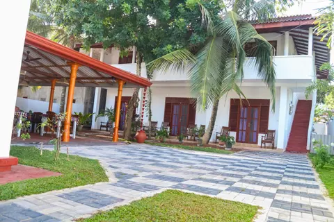 Tithira Guest House
