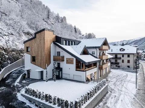 El Giof Alpine Home