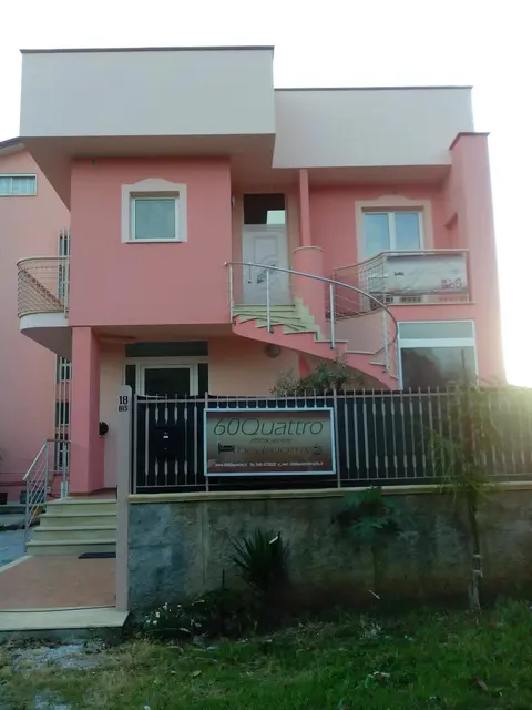 60Quattro bedrooms
