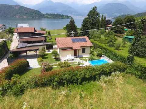 Casa Favorita
