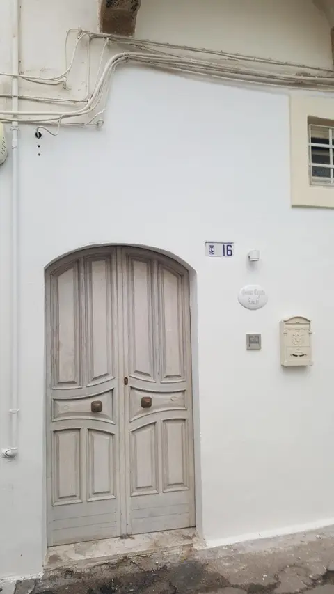 Domus Dejana