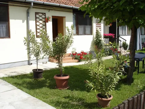 Rózsa Apartman