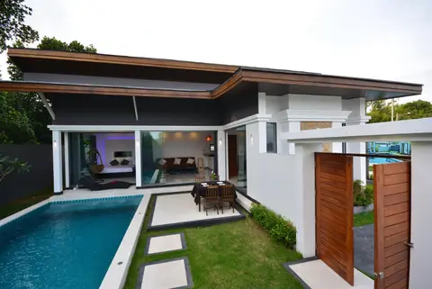 Rocking Chair Pool Villa