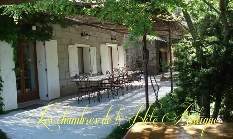 Les chambres de l'Hôte Antique
