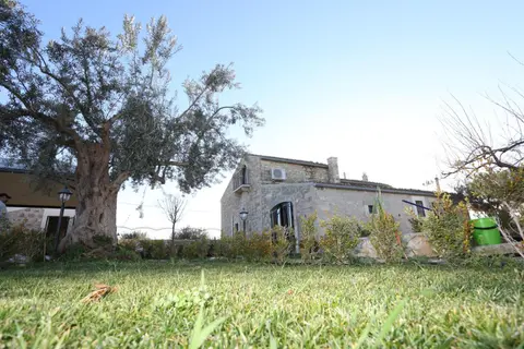 Serravalle Relais & Country Villa with private pool - Esclusive use