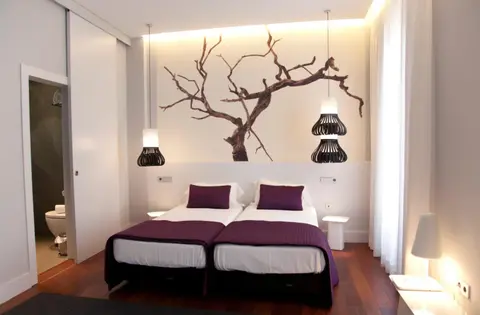 Khu Hotel