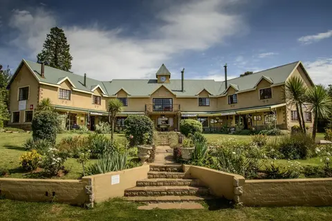 Auldstone House
