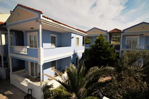 Cundavilla Hotel & Suites