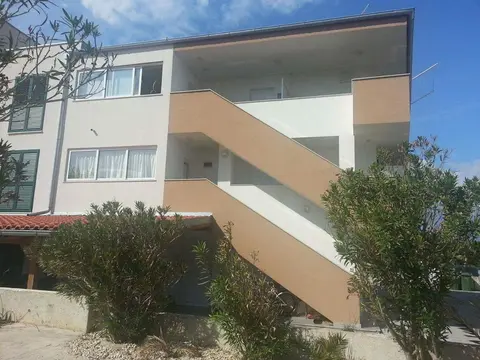 Kartini Apartment