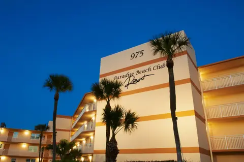 Paradise Beach Club - Oceanfront Ground Floor Condos with Heated Pool Pets Welcome
