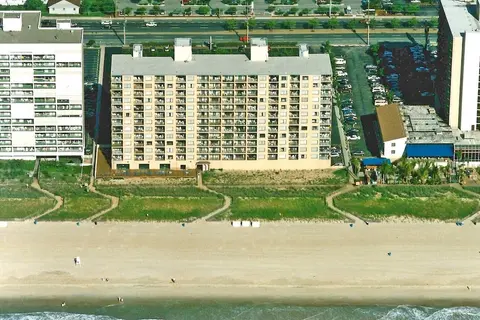 Marigot Beach 209 2 Bedroom Condo by RedAwning
