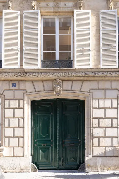 1.75 Paris La Source