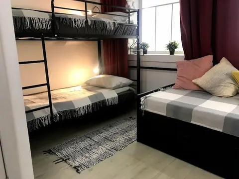 Apartment in the center on Pologaya 17