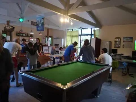 Camping Le Repaire - Tente Aménagée