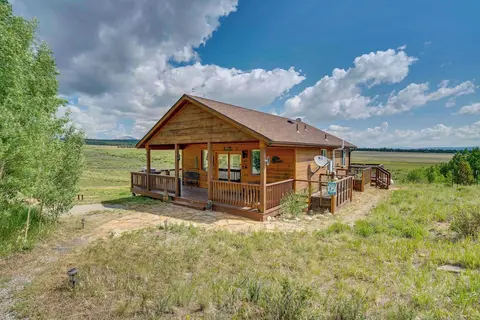 24-00050 Mtn Views & Deck: Fairplay Cabin