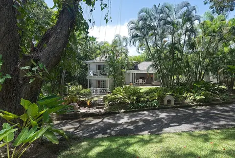 Bluff Cottage by Altman