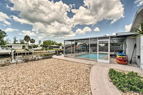 Canalfront Bradenton Home w/ Dock & Pool!