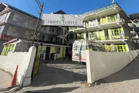 Goroomgo Trippy Turtle Manali