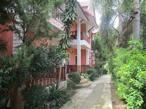 Lanta Nature House