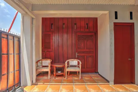 OYO 94767 Griya Djati Syariah 1