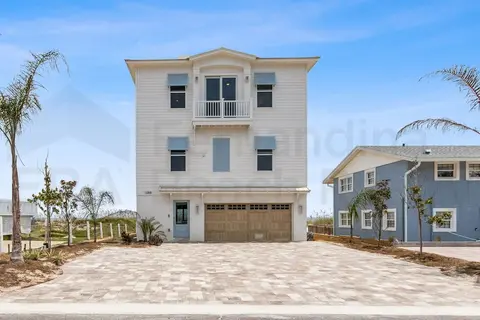 1088 S. Fletcher Ave 5 Bedroom Home