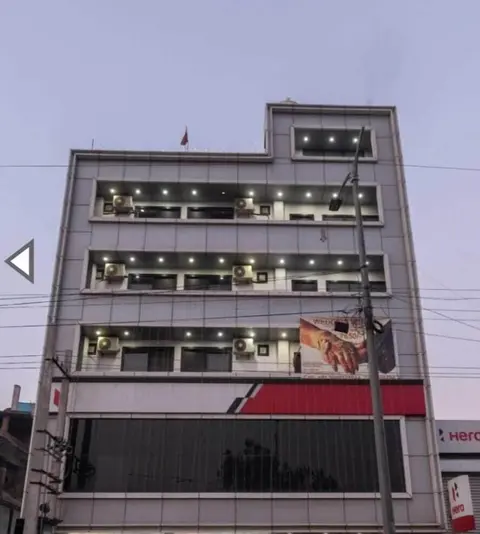 Saavi Hotel Sector 10