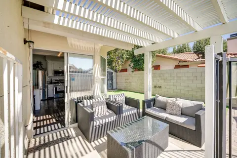 Private Pool & Patio: Pet-friendly Bakersfield Gem