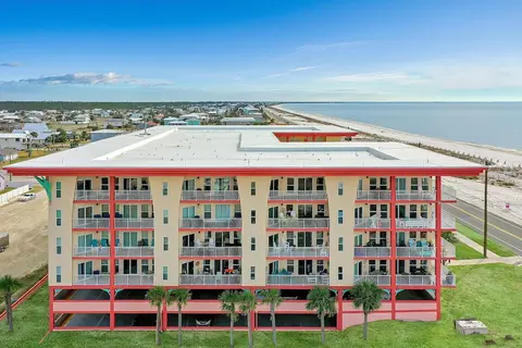 Paradise Shores 310