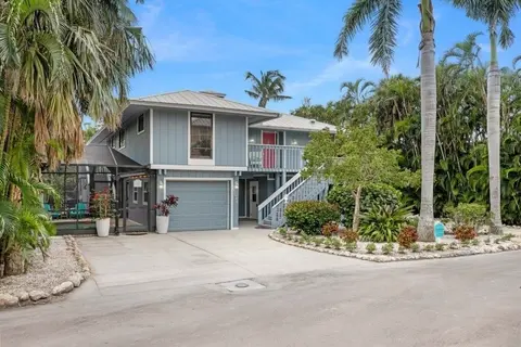 11431 Dickey Lane-kaztiva 3 Bedroom Home by RedAwning