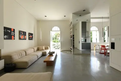 Modern & Bright 3BR apt with 2Balconies