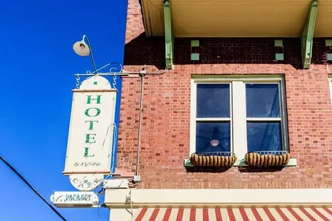 Hotel DeFuniak