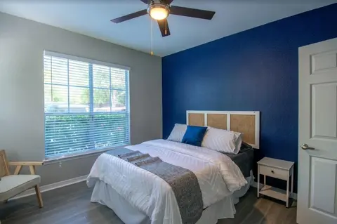 Great Location and Upgraded Apartment