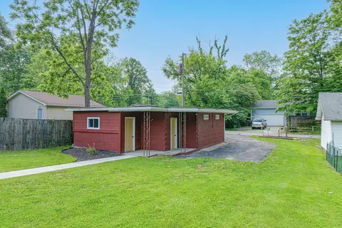 Mid-century Modern Lake Cottage in Indiana!