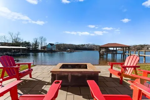 Pleasant Cove Waterfront Getaway With Fire Pit Deck and Private Lake Access