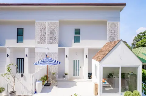 Koh Chang Luxury Pool Villas