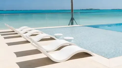 One Cable Beach