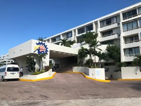 Ocean Front Suites by Rodero Condos