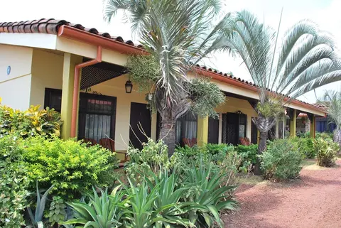Dos Palmas Studio Apartments
