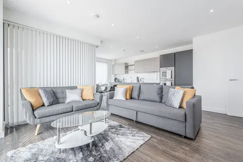 EMERALD APARTMENTS LONDON