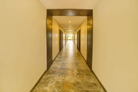 Fabhotel Bee Town